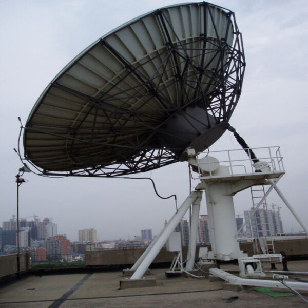 KU-Band Rx/Tx Antenne - 900cm, TT-40900-4T
