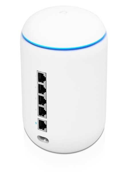 UBNT UniFi Dream Machine